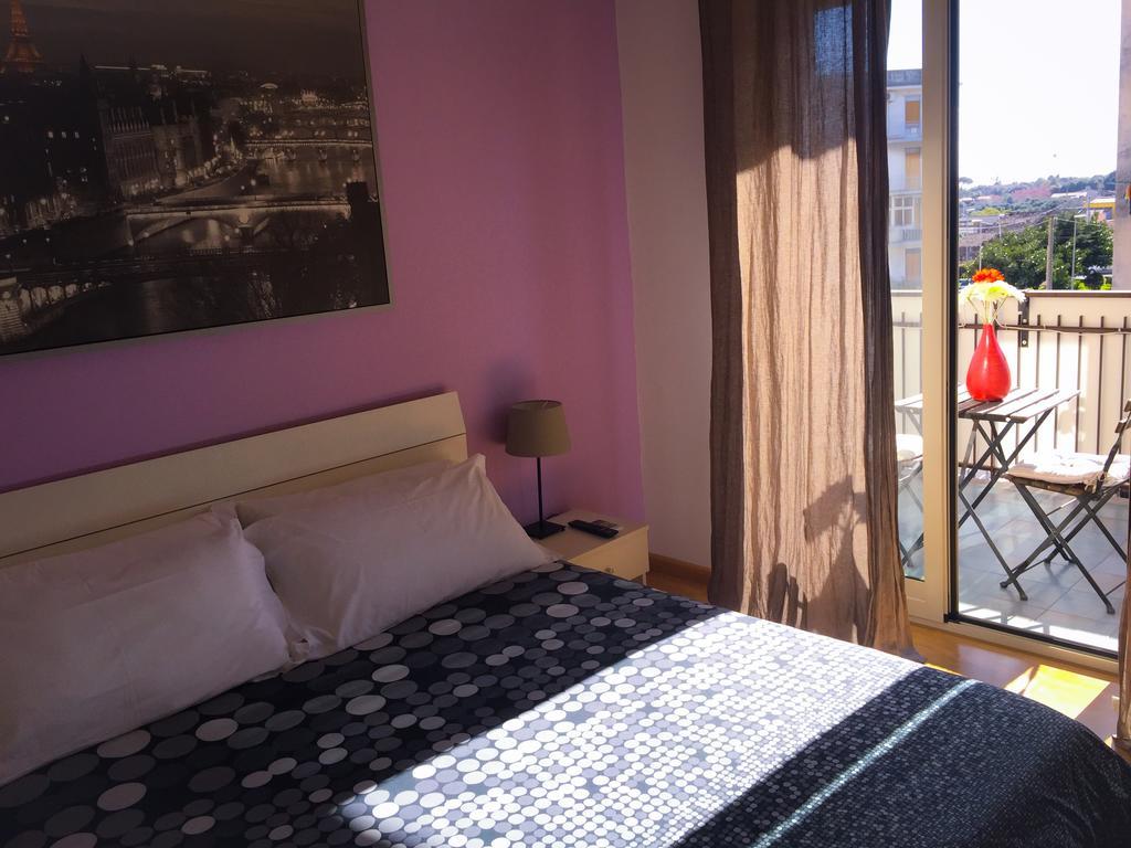 Policlinico Apartments Гравина ди Катания Екстериор снимка